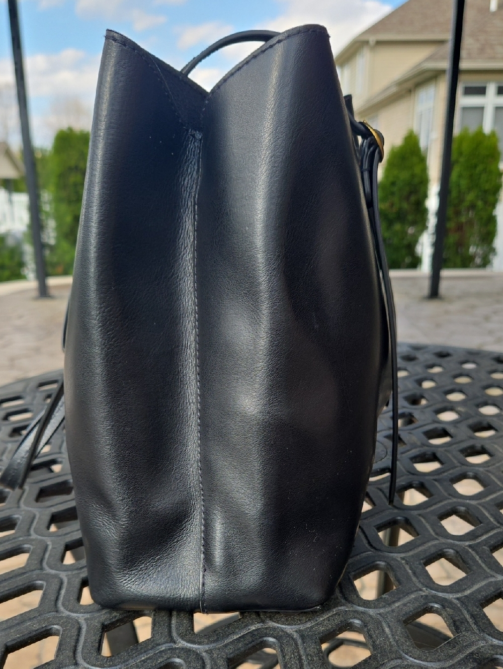 Polo Ralph Lauren Black Lennox Leather Tote Bag Gold Hardware Shoulder Bag - Picture 2 of 5